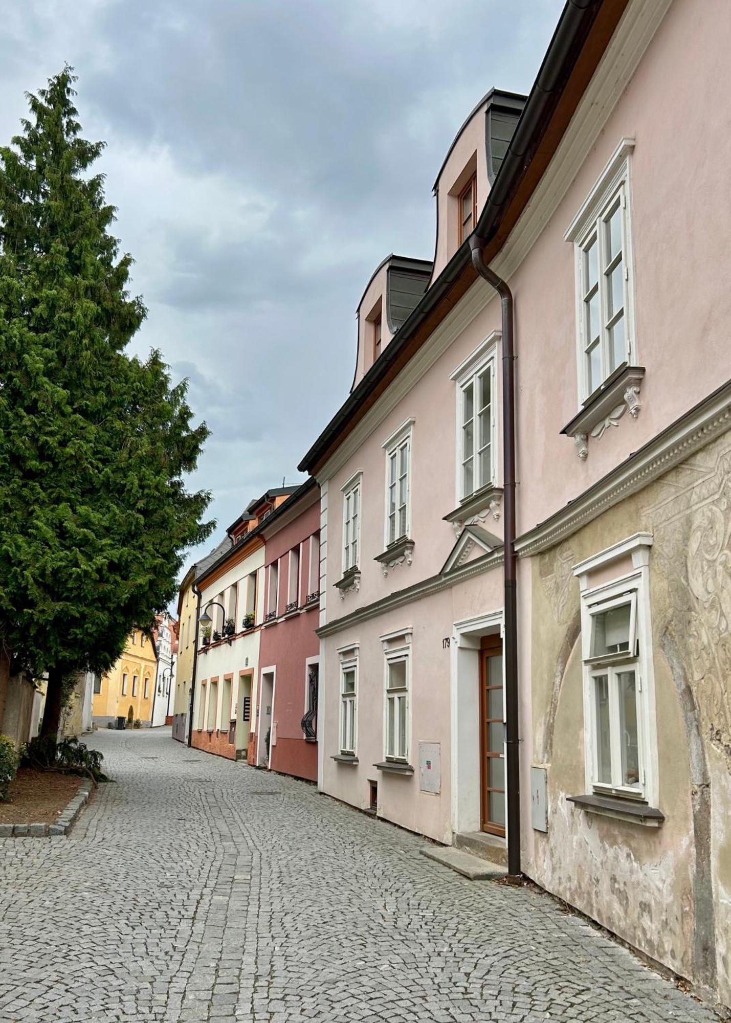 Apartman Na Bidylku - On The Perch Apartment Tábor Exterior foto
